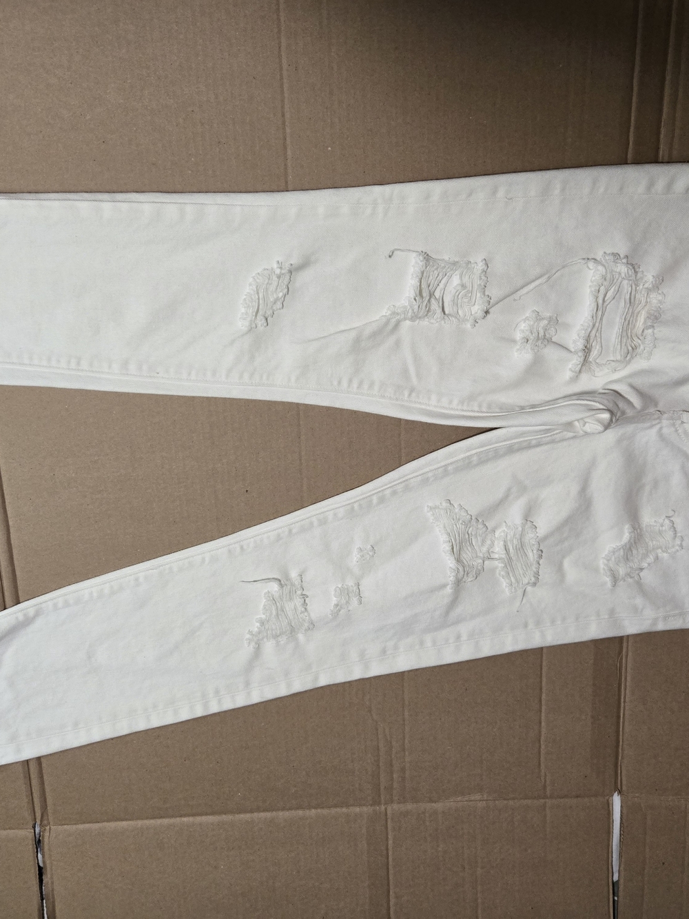 Lucky Brand White Ripped Skinny Jeans